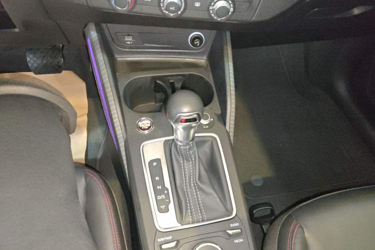 Used Audi Q2L 2022 35 TFSI Progressive Dynamic Edition
