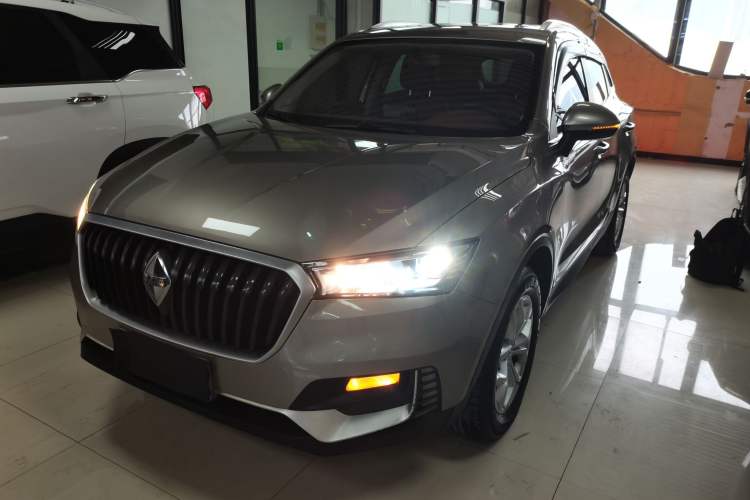 Used BORGWARD BX5 2017 20TGDI Automatic Two-Wheel Drive Pioneer Edition