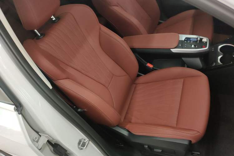 Used BMW X1 2025 Model sDrive25Li X Design Package Right Front Seat