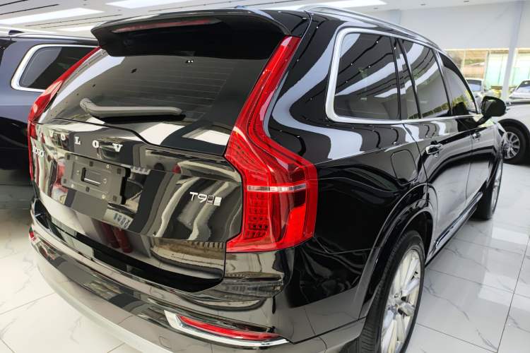 Used Volvo XC90 2019 T6 Zhiyi Edition 7-Seater China VI Standard