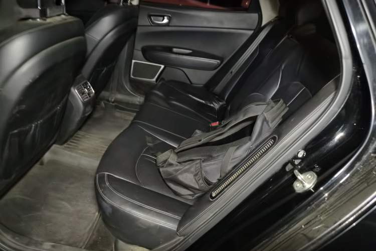 Used Kia K5 New Energy 2018 2.0L Smart Enjoyment Version Left Rear Seat