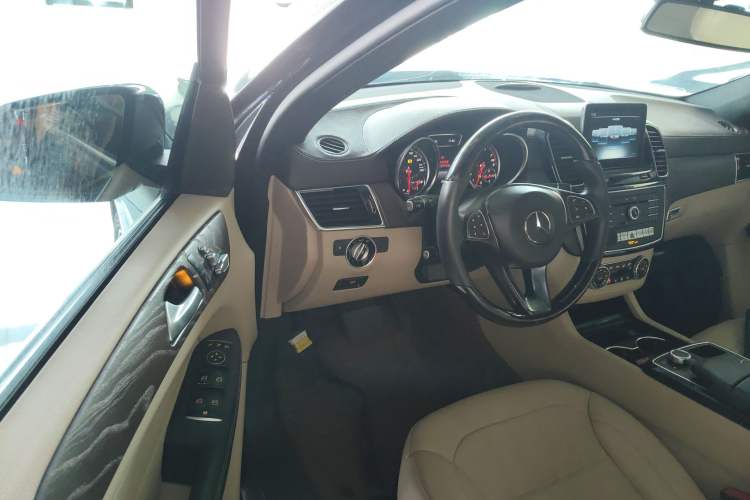 Used Mercedes-Benz GLE 2017 GLE 320 4MATIC Dynamic Model