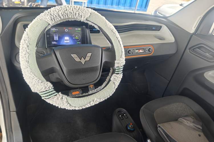 Used Wuling Hongguang MINIEV 2020 Enjoyment Model Lithium Iron Phosphate