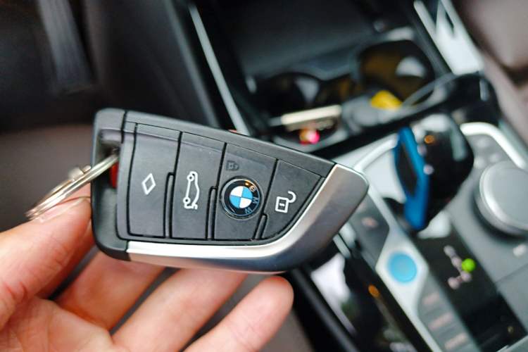 Used BMW iX3 2022 Leading Type
