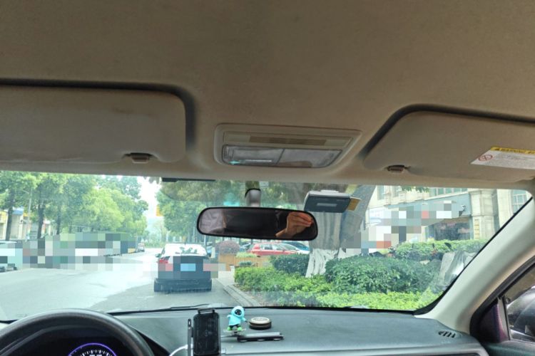 Used Honda Vezel 2015 1.5L manual two-wheel drive Comfort trim level Headliner