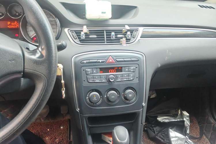 Used Peugeot 308 2014 Enjoy Edition Classic 1.6L Automatic Premium Model
