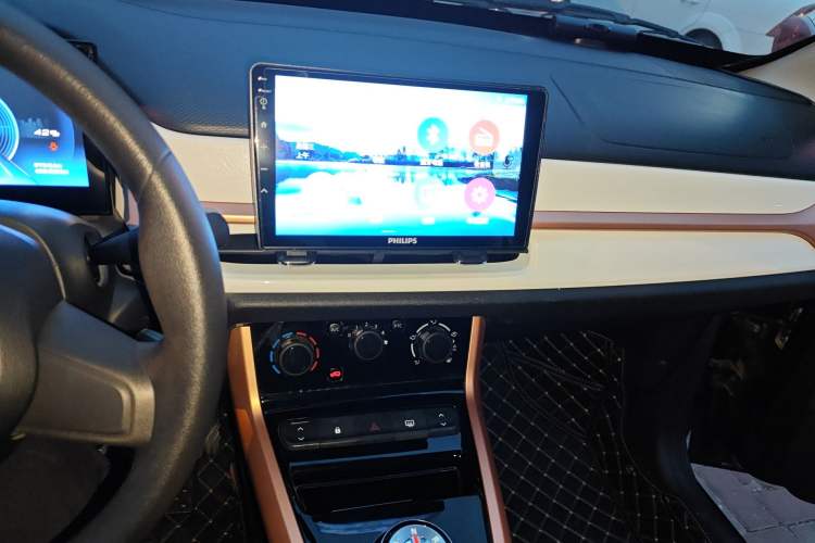 Used Dongfeng NAMMI EX1 2023 PRO Light Wind Edition Lightning Model Audio And AC Panel