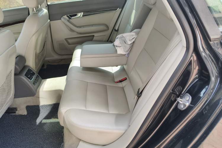 Used Audi A6L 2011 2.0 TFSI automatic Comfort trim Left Rear Seat