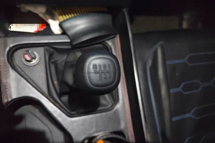 Used Wuling Hongguang PLUS 2019 1.5T Manual Comfort Version 7 Seats
