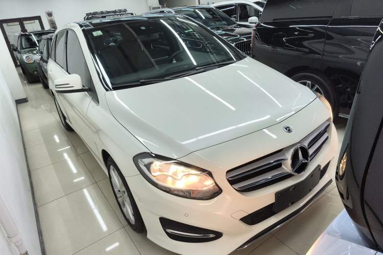 Used Mercedes-Benz B-Class 2017 B 200 Sport Edition