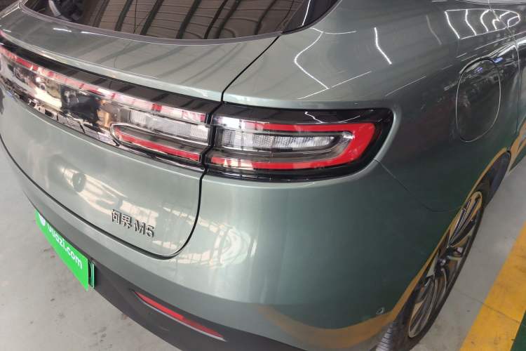 Used Hima AITO M5 2022 Extended-Range Four-Wheel Drive Ultimate Edition Right Rear Taillight