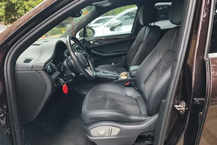 Used Porsche Macan 2014 Macan 2.0T
