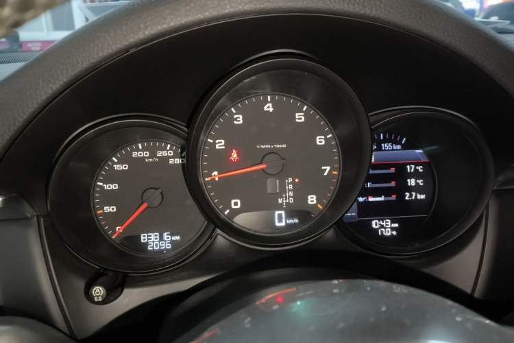 Used Porsche Macan 2017 Macan 2.0T Instrument Cluster