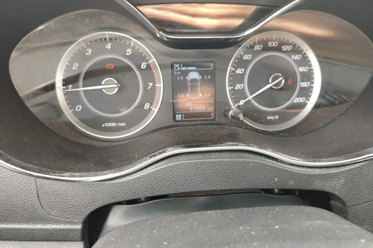 Used Baojun 560 2016 1.8L Manual Luxury Edition