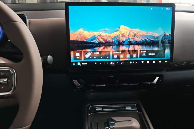 Used Wuling 730 2025 Model 1.5T CVT Elite Edition