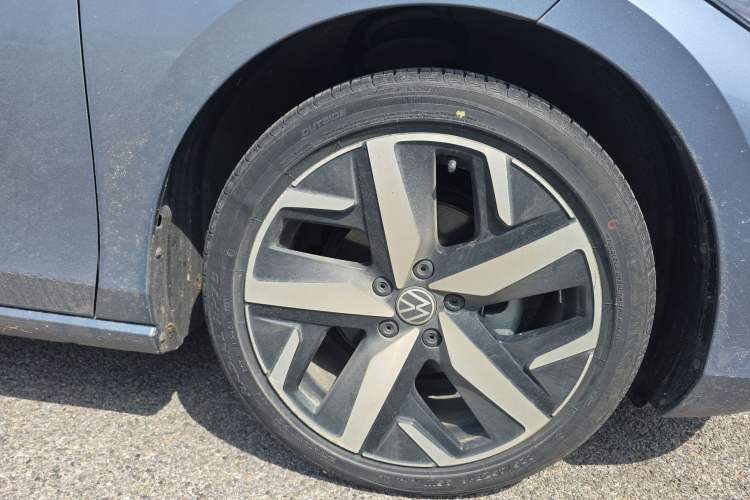 Used Volkswagen Lamando 2022 Lavida L 280TSI DSG Cool & Spicy Edition
