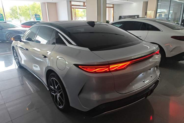 Used BYD Han L 2025 EV Four-Wheel Drive LiDAR Flagship Model