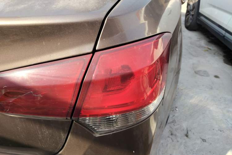 Used Soueast V5 Lingzhi 2015 Plus 1.5L Manual Smart Edition