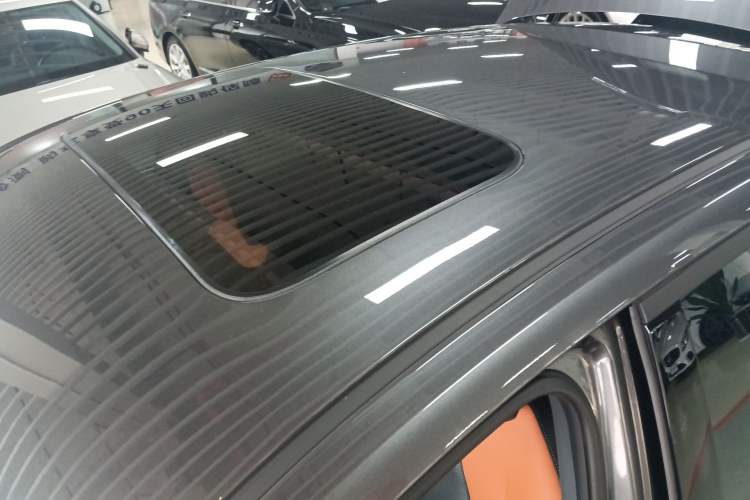 Used CHANGAN UNI-V iDD 2023 Zhidian iDD 1.5T 113km Smart & Fun Version (Rapid Edition) Roof