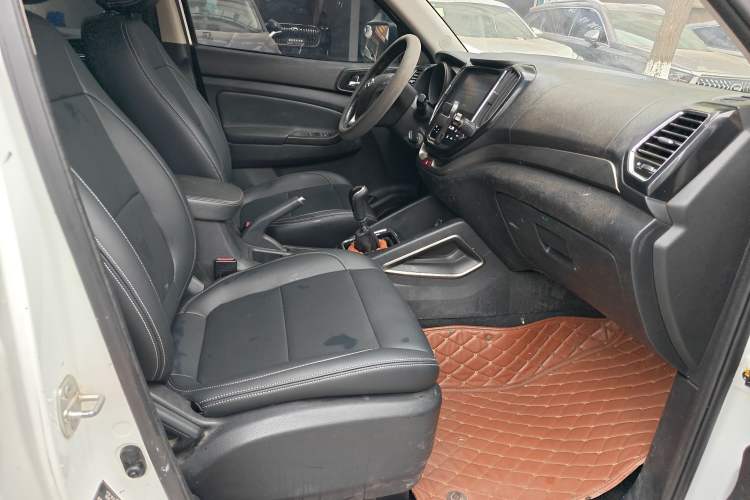 Used CHANGAN OSHAN CX70 2016 1.6L Manual Comfort Model