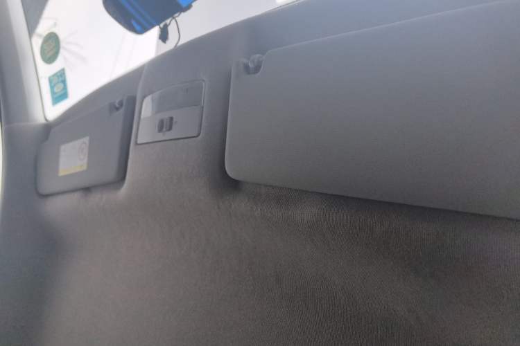 Used Volkswagen Jetta 2015 Value Edition 1.6L Manual Fashionable Style
