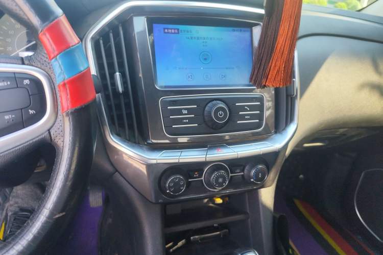 Used JMC Yuhu 7 2020 2.0T Diesel Automatic 4x4 Comfort Edition Short Wheelbase China VI Standard JX4D20A6L
