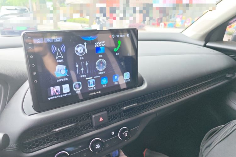 Used Honda HR-V 2023 2.0L eHEV Dynamic Speed Version Audio And AC Panel