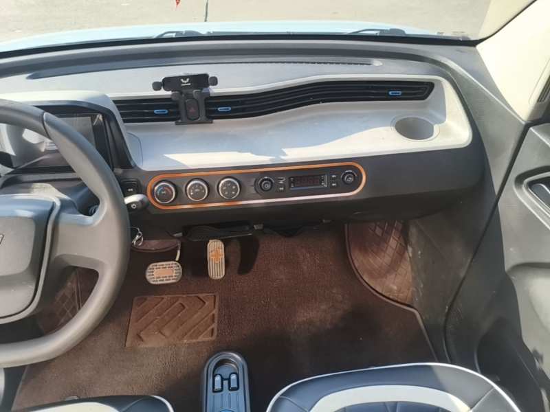 Used Wuling Hongguang MINIEV 2020 Freedom Version Lithium Iron Phosphate — 12