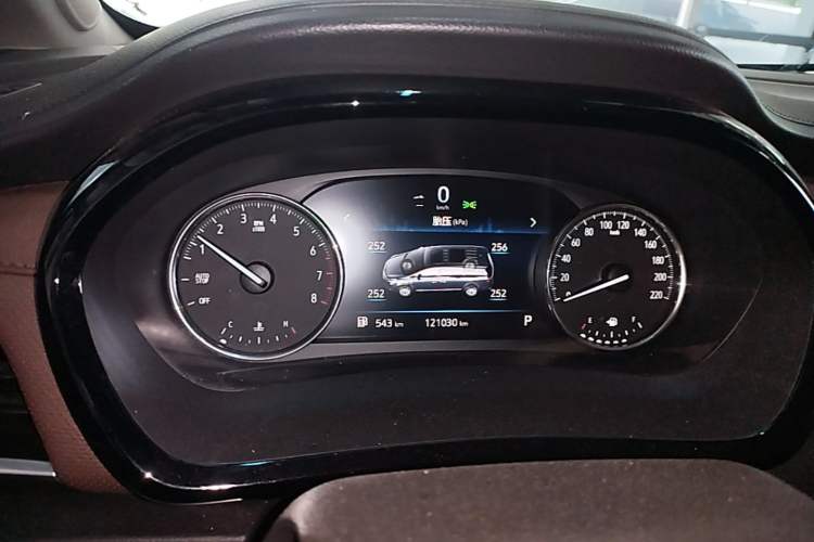 Used Buick GL8 2022 Land Executive Class 652T Prestige Model