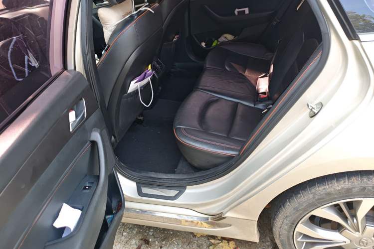 Used Hyundai Sonata 2015 1.6T GLX Advanced Model
