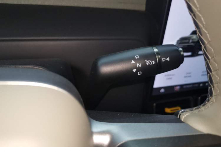 Used iCAR V23 2025 501 Four-Wheel Drive Intelligent Driving Version