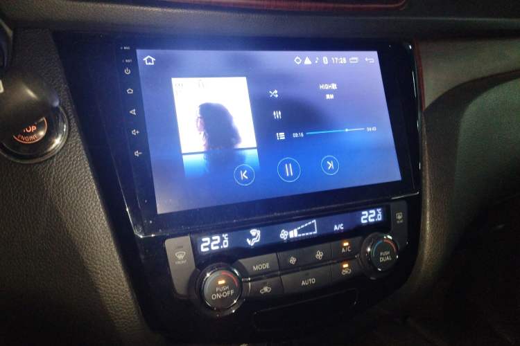 Used Nissan X-Trail 2015 2.0L CVT Comfort MAX Edition 2WD