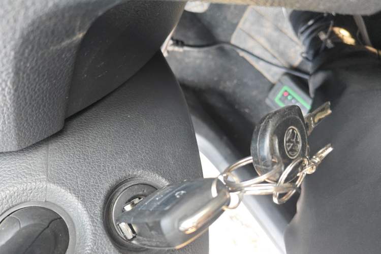 Used Volkswagen Santana 2013 1.6L Manual Fashion Edition Interior 1