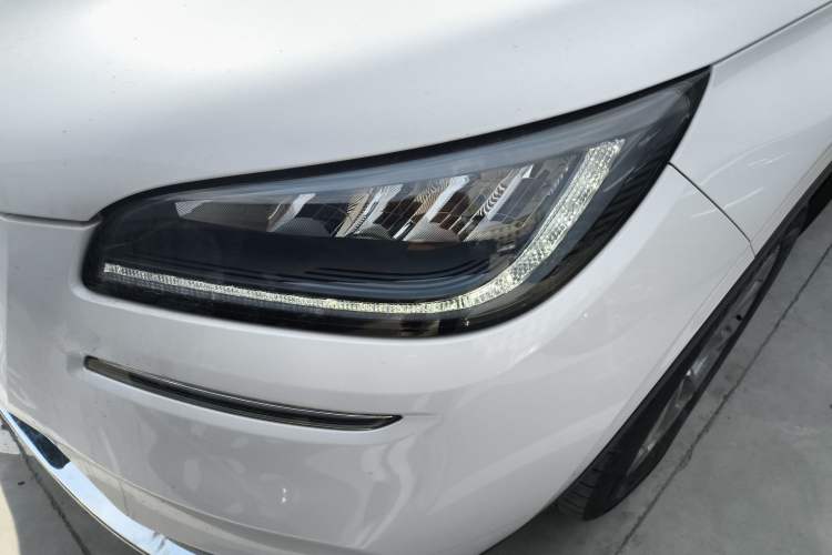 Used Lincoln Corsair 2020 2.0T Two-Wheel Drive Luxury Edition