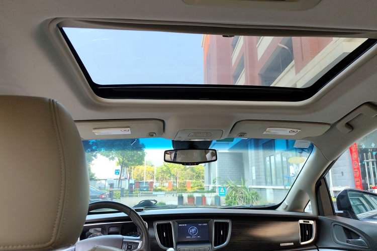 Used Buick GL8 2013 3.0L GT Luxury Business Haoya Edition Headliner