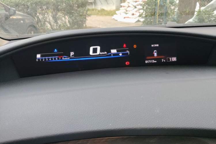 Used Honda Jade 2017 210TURBO CVT Luxury Edition 6 Seats
