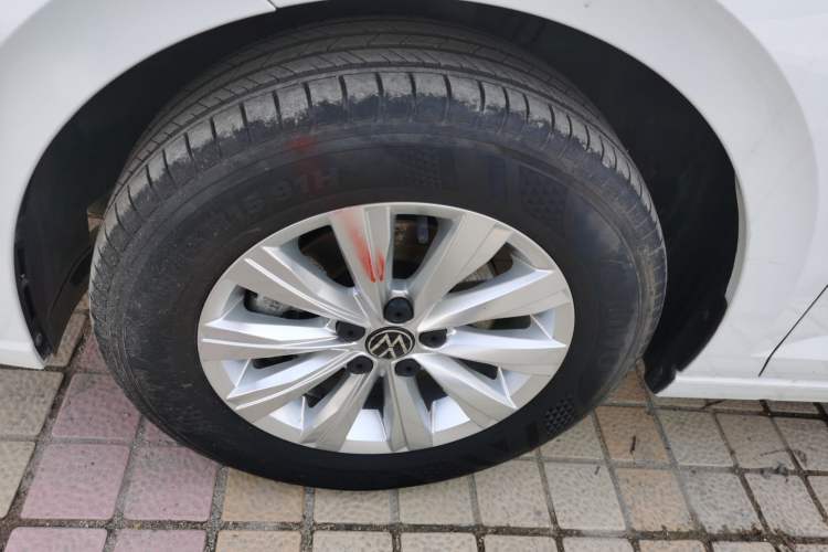 Used Volkswagen Lavida 2023 New Sharp 1.5L Automatic Excellent New Edition
