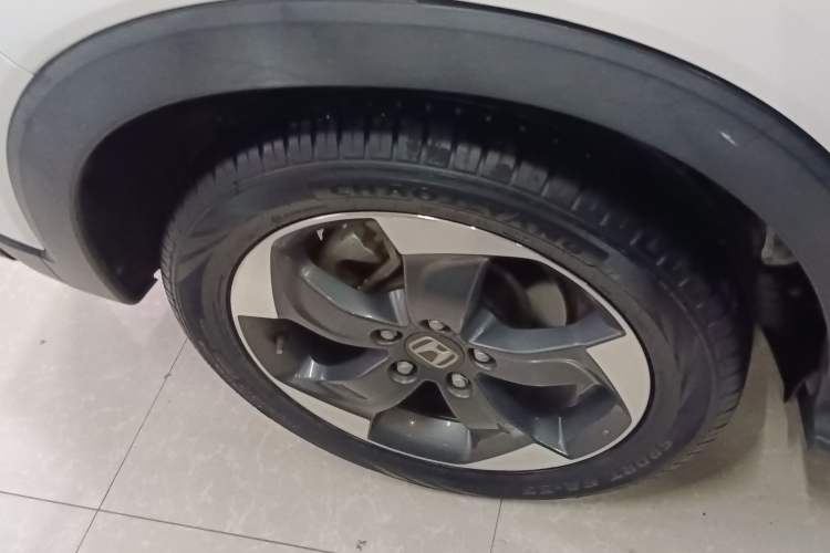 Used Honda Vezel 2017 1.8L CVT Front-Wheel Drive Pioneer Edition