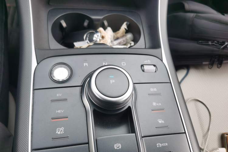 Used BYD Destroyer 05 2024 HONOR Edition DM-i 55KM Luxury Model Gear Lever