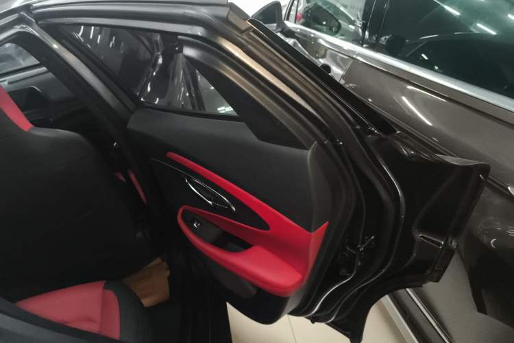 Used Changan UNI-T 2020 1.5T Prestige Version