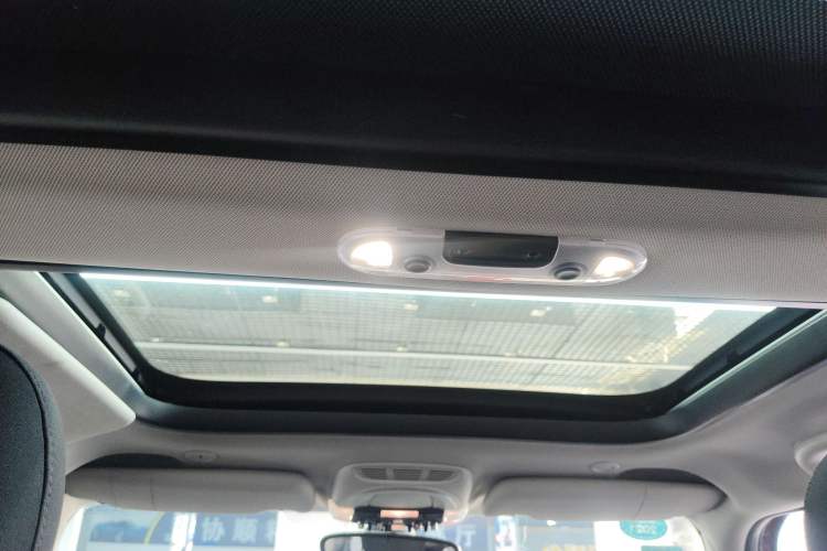 Used MINI 2015 1.5T COOPER Fun Five-Door Edition
