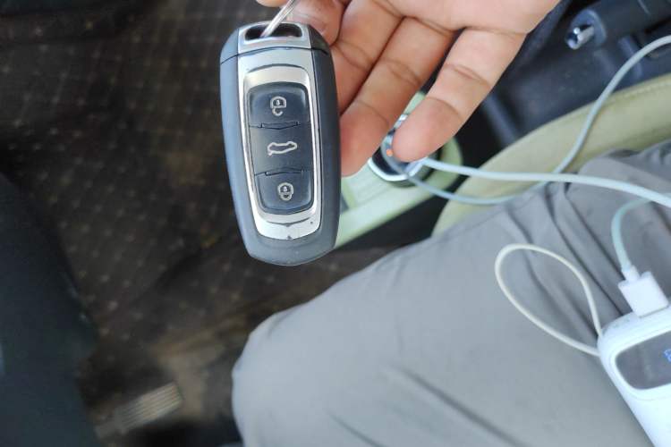 Used Geely Galaxy Panda 2023 Panda Mini 200km Endurance Bear
