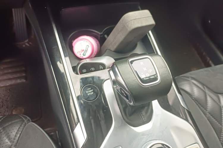 Used Hongqi HS5 2019 2.0T Smart Connect Flagship All-Wheel-Drive Version
