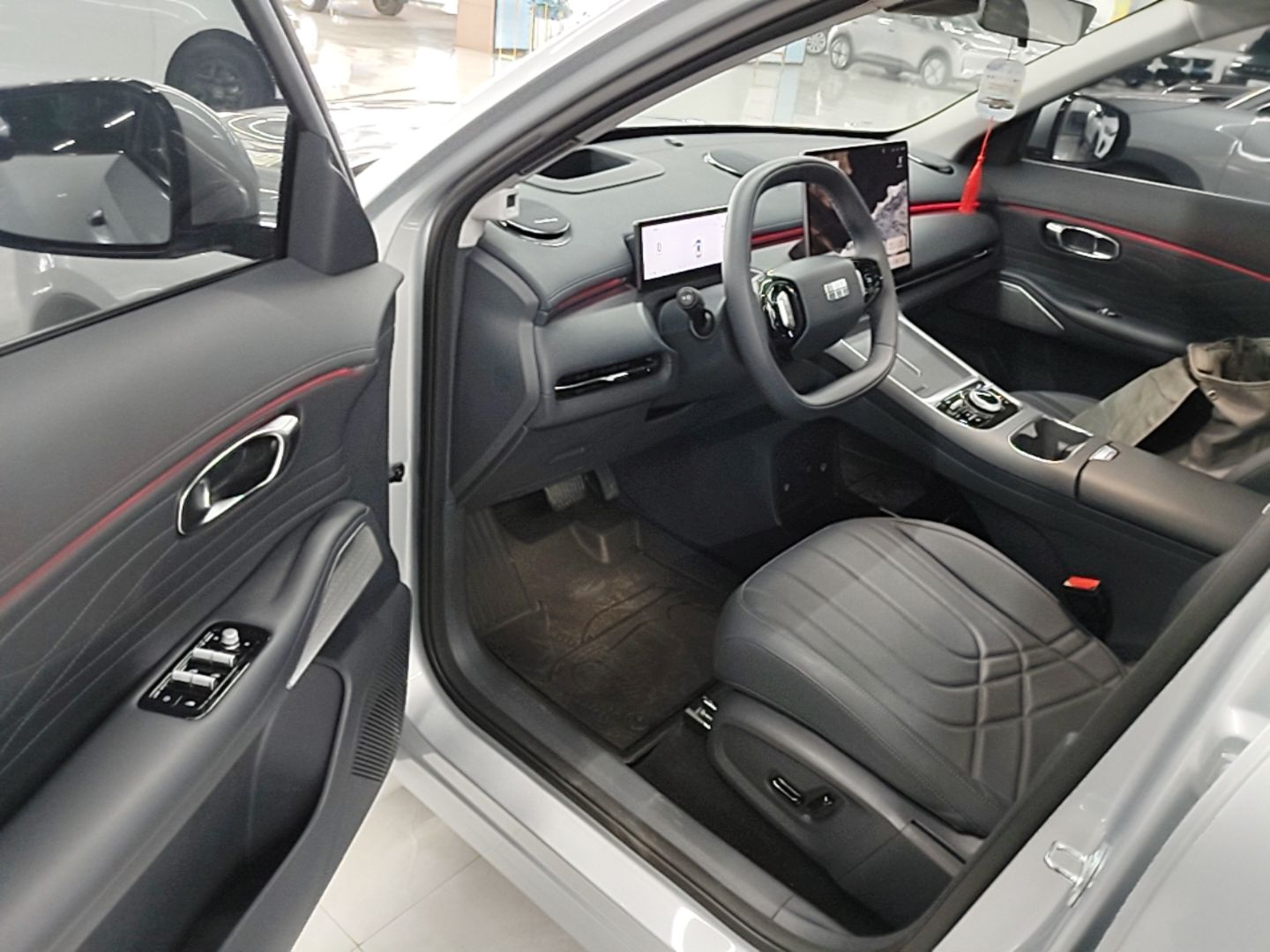 Geely Galaxy Xingjian 7 EM-i 2026 Model 135km Starship Version — снимка 18