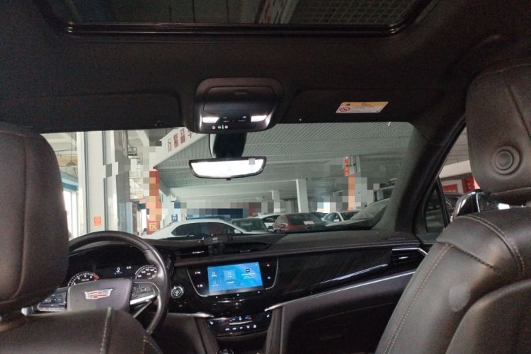 Used Cadillac XT6 2021 28T Six-Seater Luxury Version Headliner