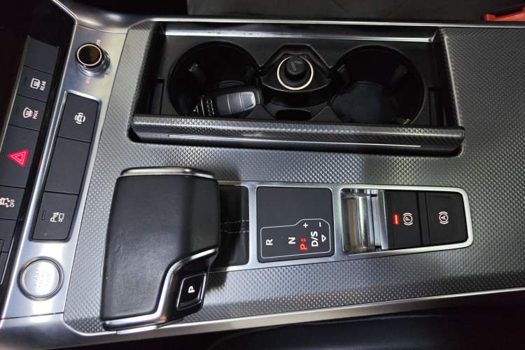 Used Audi A6L 2020 40 TFSI Luxury Dynamic Edition Gear Lever