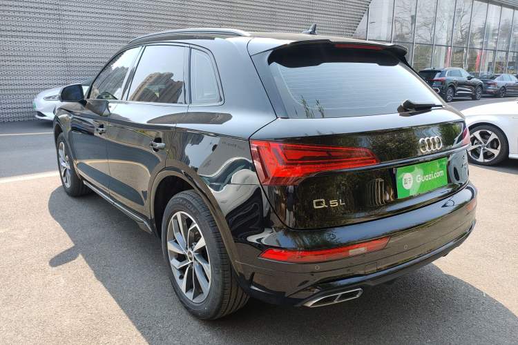 Used Audi Q5L 2023 40T Luxury Dynamic Model
