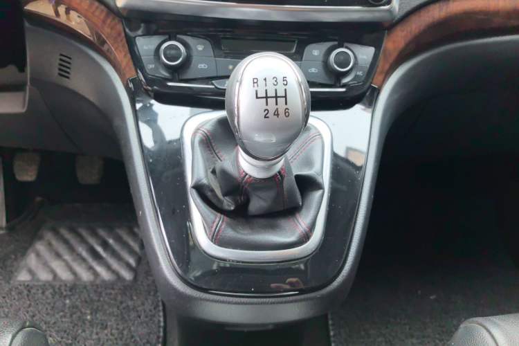 Used Haval H6 2014 Sport Version 1.5T Manual Two-Wheel Drive Elite Edition