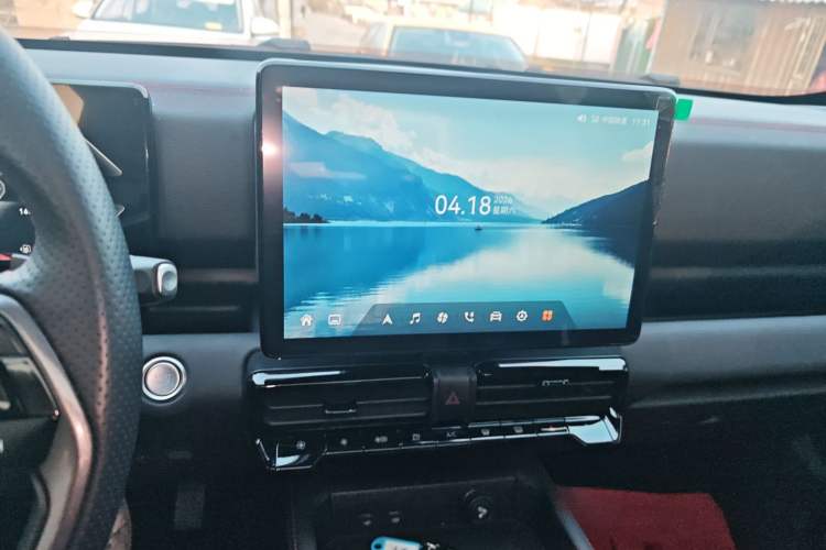 Used JMC DaDao 2023 Fly-Jiang 2.3T Gasoline Automatic 4x4 Boundaryless Model
