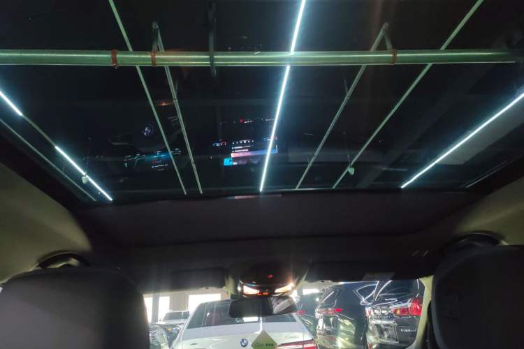 Used BMW i5 2024 eDrive 35L M Sport Package Headliner